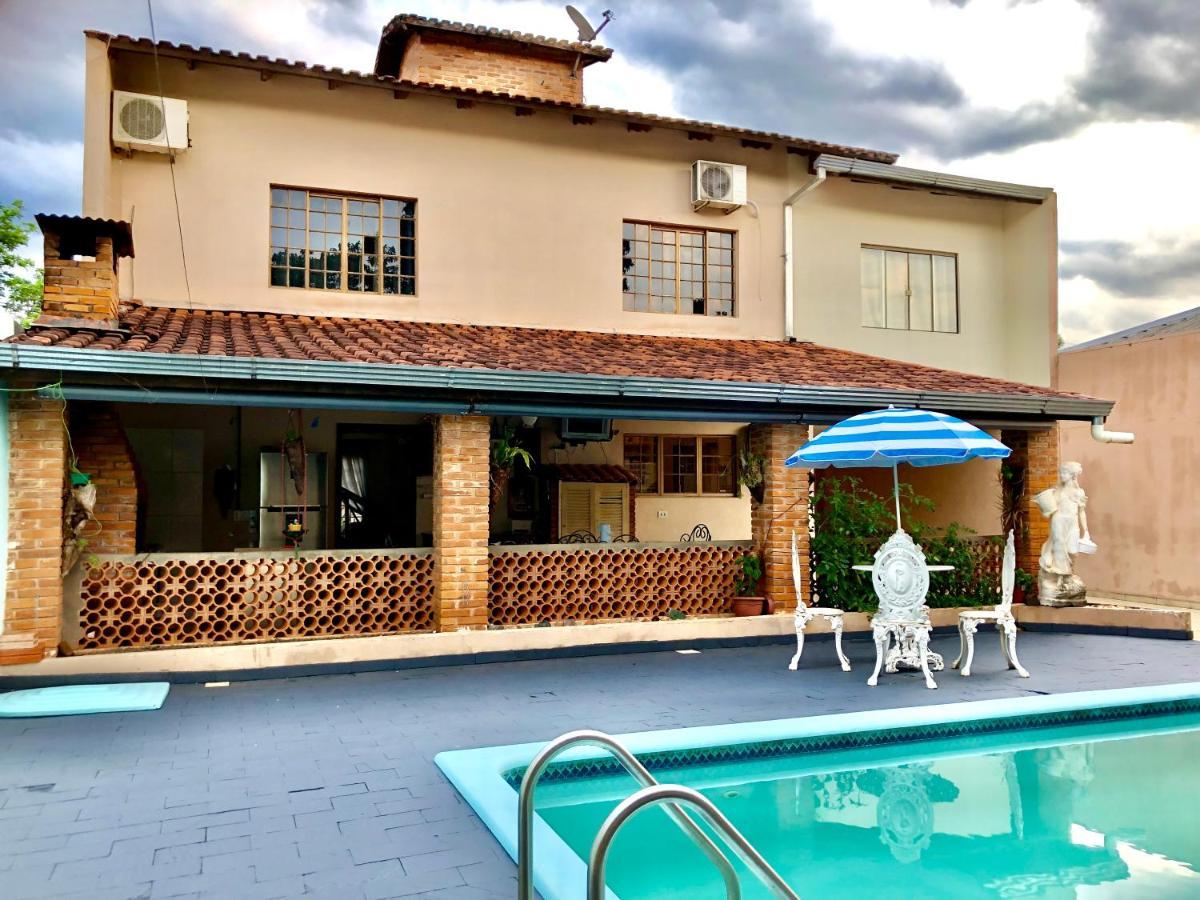 Вілла Casa Com Piscina Proximo Atrativos/ Wifi/ Garagem Фос-ду-Іґуасу Екстер'єр фото