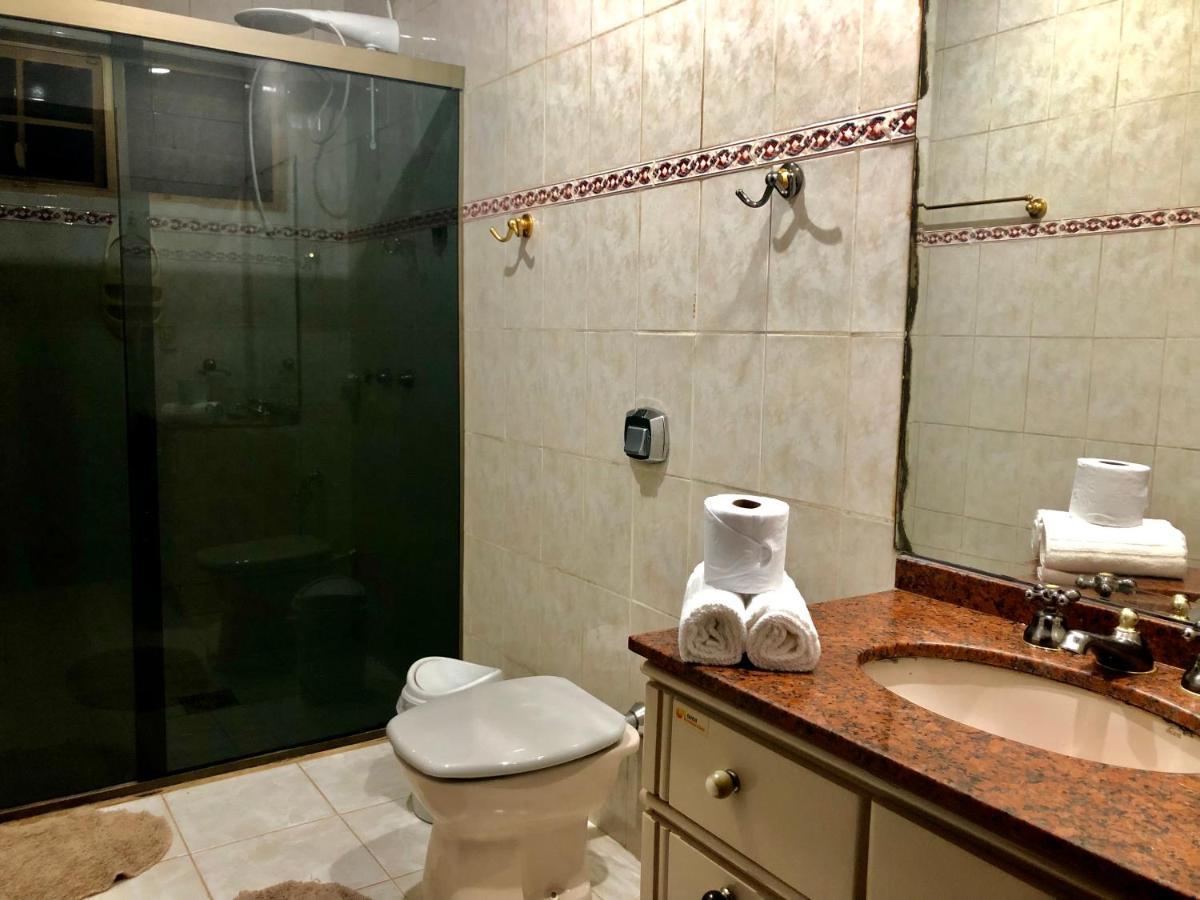 Вілла Casa Com Piscina Proximo Atrativos/ Wifi/ Garagem Фос-ду-Іґуасу Екстер'єр фото