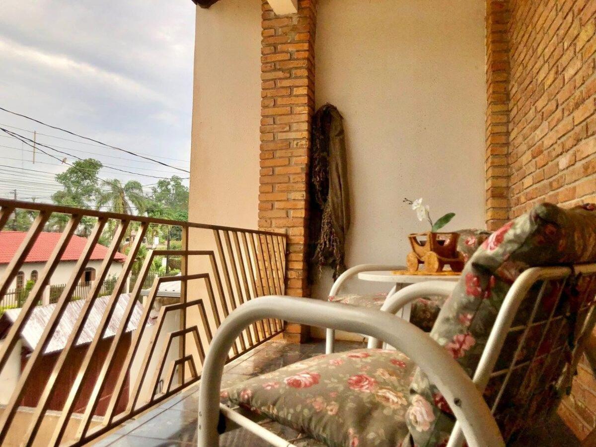 Вілла Casa Com Piscina Proximo Atrativos/ Wifi/ Garagem Фос-ду-Іґуасу Екстер'єр фото